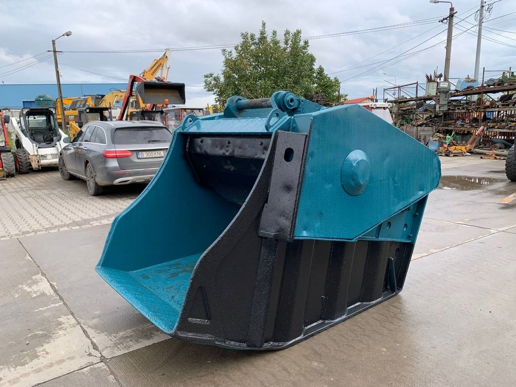 MB Crusher BF 120.4 - Bak voor Bouwmachine: afbeelding 1 MB Crusher BF 120.4 - Bak voor Bouwmachine: afbeelding 1