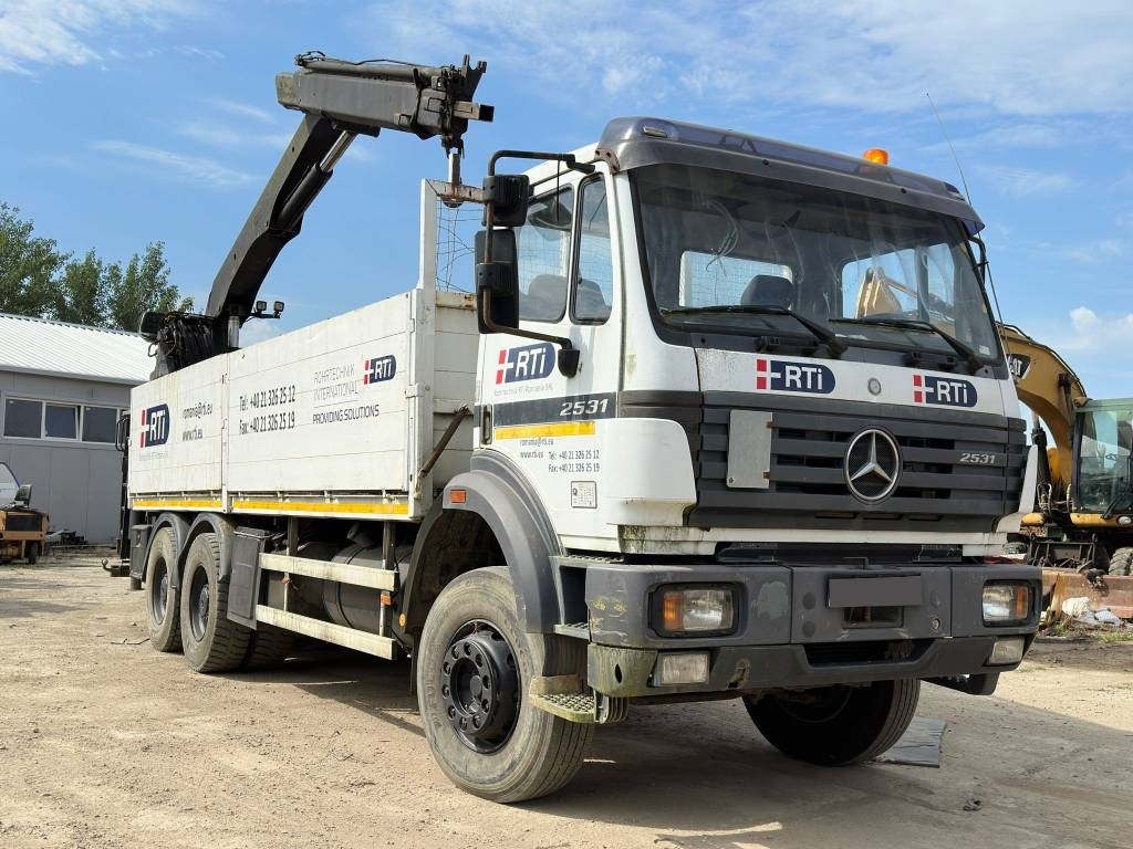 Mercedes-Benz 2531 - Kraanwagen, Vrachtwagen met open laadbak: afbeelding 1 Mercedes-Benz 2531 - Kraanwagen, Vrachtwagen met open laadbak: afbeelding 1