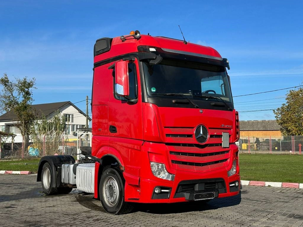 Mercedes-Benz Actros 963-4-A - Bakwagen: afbeelding 1 Mercedes-Benz Actros 963-4-A - Bakwagen: afbeelding 1