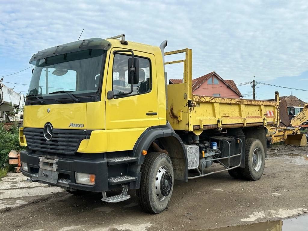 Mercedes-Benz Atego 1828 - Kipper vrachtwagen: afbeelding 1 Mercedes-Benz Atego 1828 - Kipper vrachtwagen: afbeelding 1