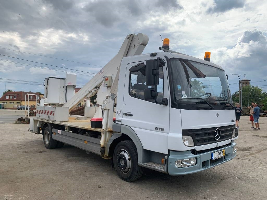 Mercedes-Benz Atego 818 - Vrachtwagen hoogwerker: afbeelding 5 Mercedes-Benz Atego 818 - Vrachtwagen hoogwerker: afbeelding 5