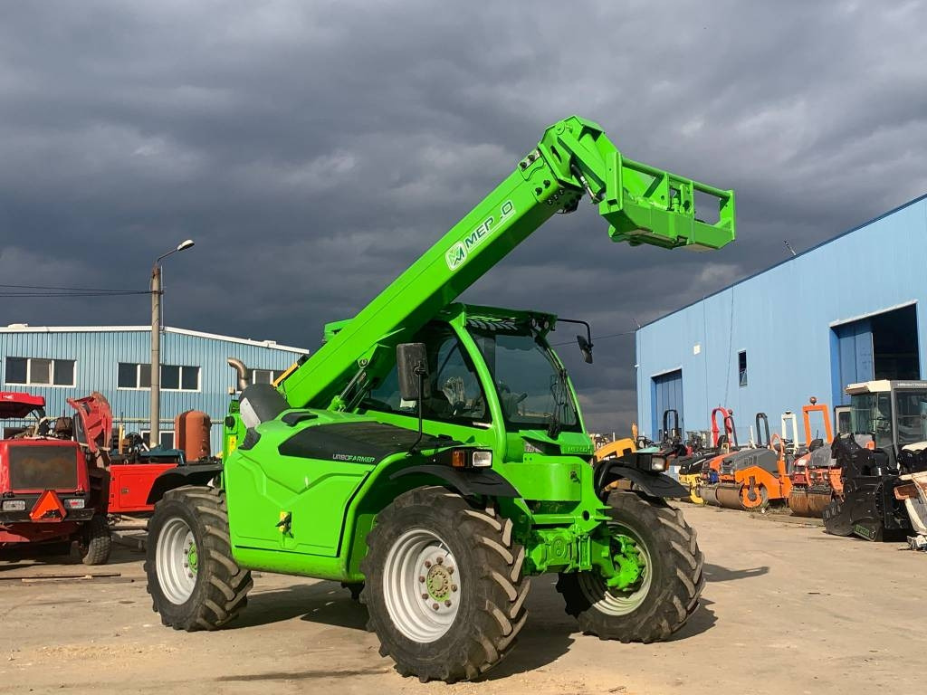 Merlo TF 42.7 CS-140 - Verreiker: afbeelding 1 Merlo TF 42.7 CS-140 - Verreiker: afbeelding 1