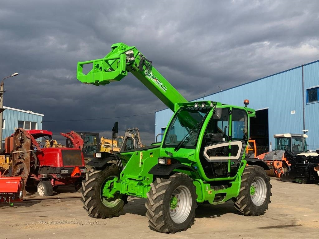 Merlo TF 42.7 CS-140 - Verreiker: afbeelding 5 Merlo TF 42.7 CS-140 - Verreiker: afbeelding 5