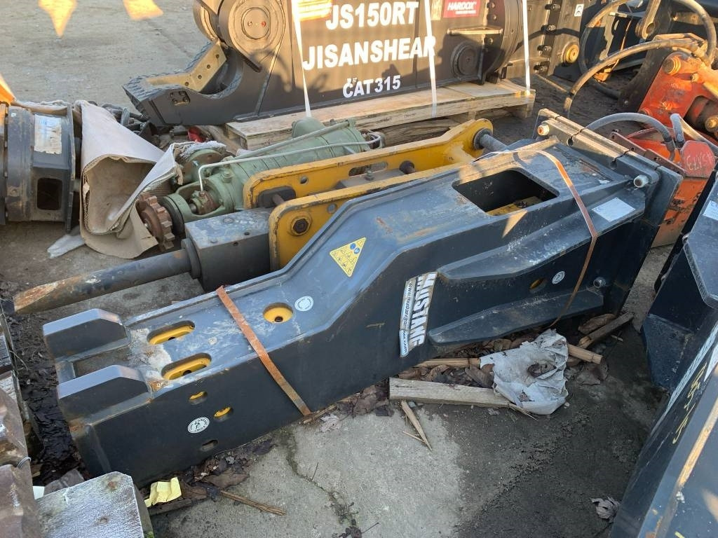 Mustang HM1300  - Hydraulische hamer voor Bouwmachine: afbeelding 1 Mustang HM1300  - Hydraulische hamer voor Bouwmachine: afbeelding 1