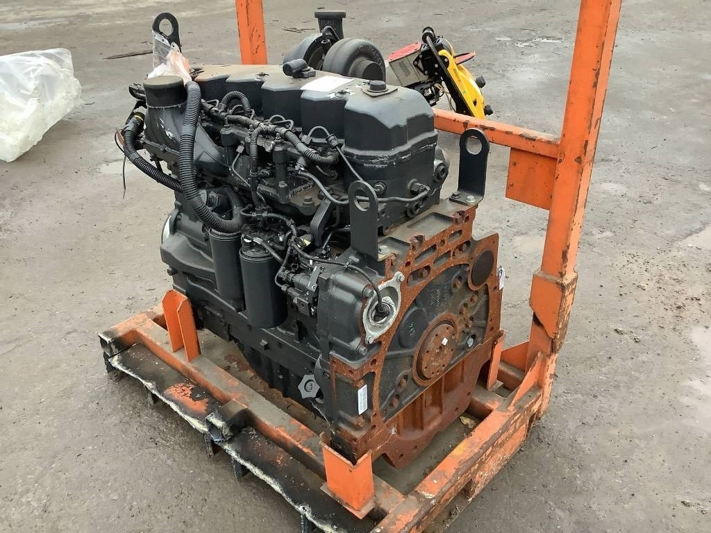 New Holland F4DE9687J*J100 - Motor voor Bouwmachine: afbeelding 4 New Holland F4DE9687J*J100 - Motor voor Bouwmachine: afbeelding 4