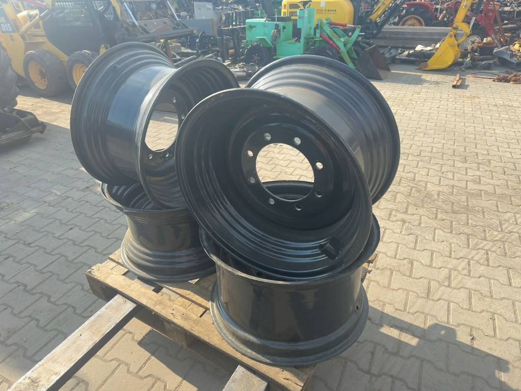 New Holland LM WHEEL RIM  - Band voor Bouwmachine: afbeelding 2 New Holland LM WHEEL RIM  - Band voor Bouwmachine: afbeelding 2