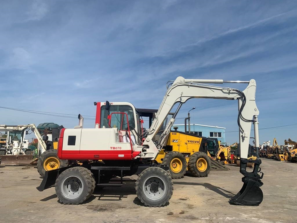 Takeuchi TB070W - Mobiele graafmachine: afbeelding 3 Takeuchi TB070W - Mobiele graafmachine: afbeelding 3
