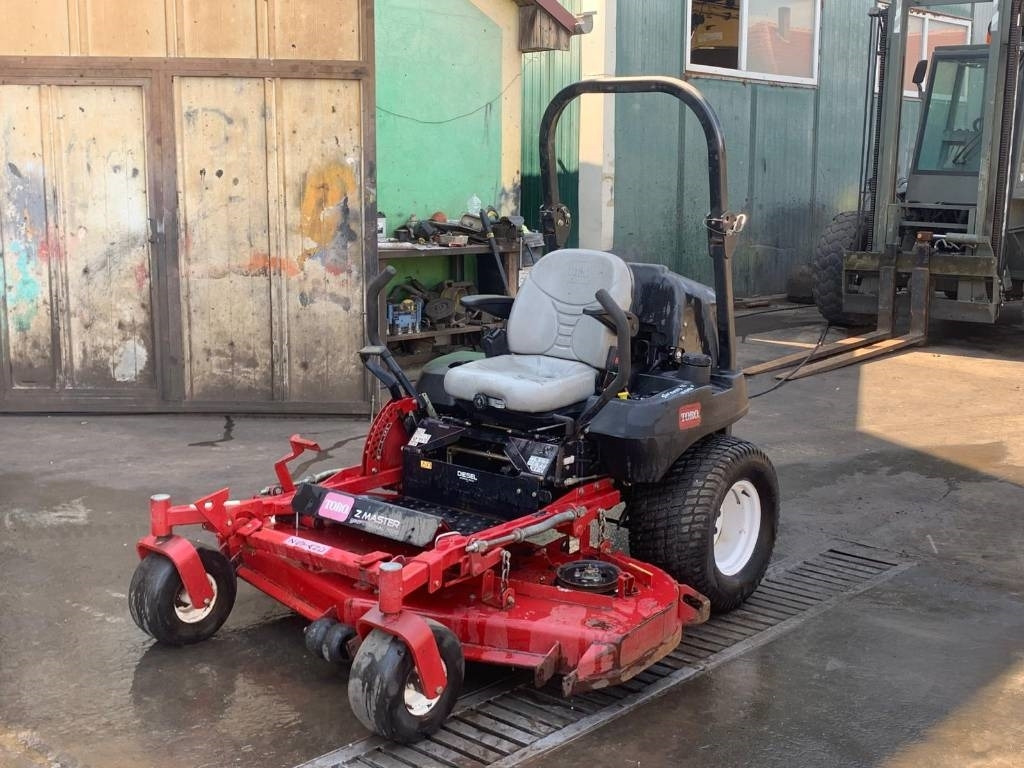 Toro Z MASTER PROFESSIONAL 7000 - Gazonmaaier: afbeelding 1 Toro Z MASTER PROFESSIONAL 7000 - Gazonmaaier: afbeelding 1