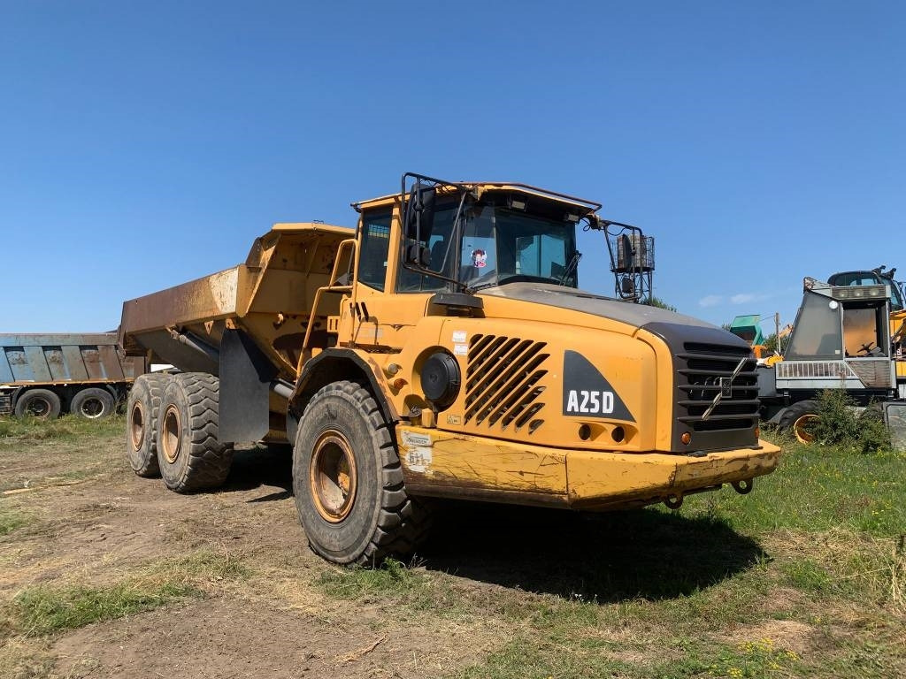 Volvo A 25 D - Kiepwagen met knikbesturing: afbeelding 4 Volvo A 25 D - Kiepwagen met knikbesturing: afbeelding 4