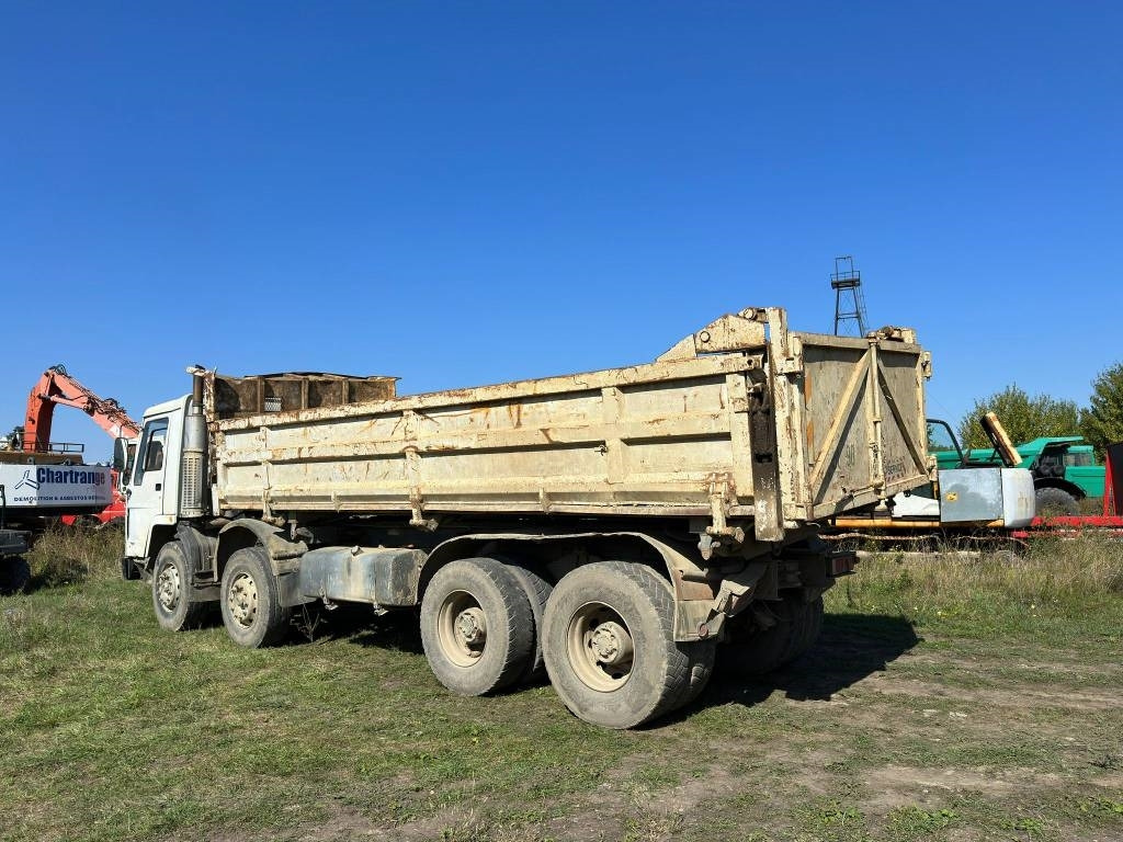 Volvo FL 10 - Kipper vrachtwagen: afbeelding 3 Volvo FL 10 - Kipper vrachtwagen: afbeelding 3