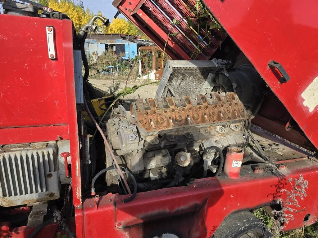 Wirtgen W 600 DC FOR PARTS  - Asfaltafwerkmachine: afbeelding 5 Wirtgen W 600 DC FOR PARTS  - Asfaltafwerkmachine: afbeelding 5