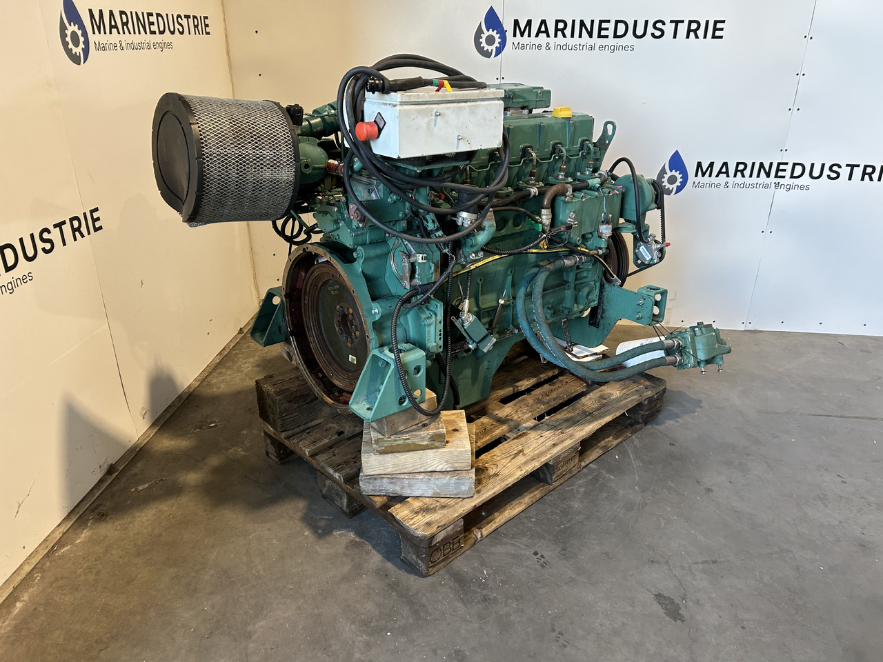 Volvo Penta D7C-B TA - Motor voor Andere machine: afbeelding 2 Volvo Penta D7C-B TA - Motor voor Andere machine: afbeelding 2
