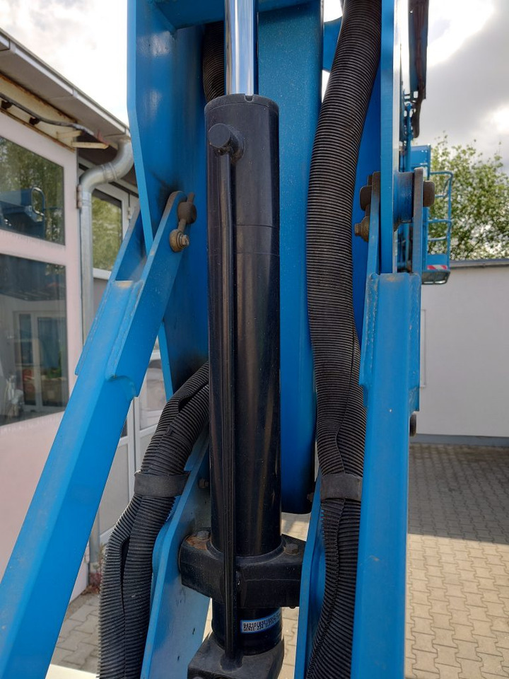 Genie Z34/22N - Knikarmhoogwerker: afbeelding 4 Genie Z34/22N - Knikarmhoogwerker: afbeelding 4