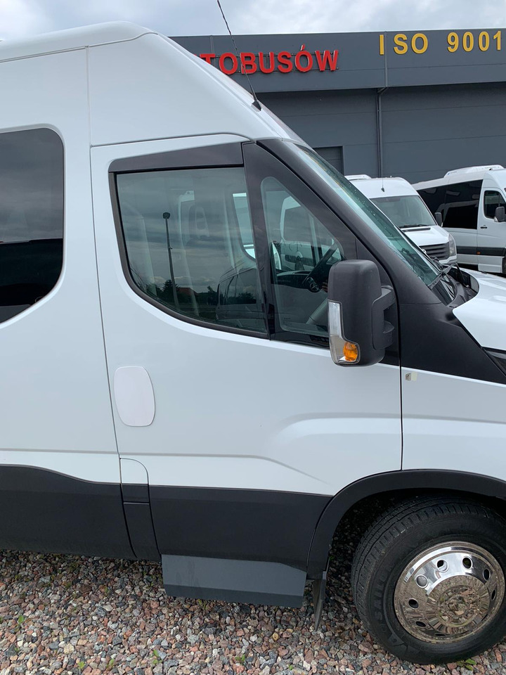 Touringcar Iveco Daily- 21 Miejsc: afbeelding 7