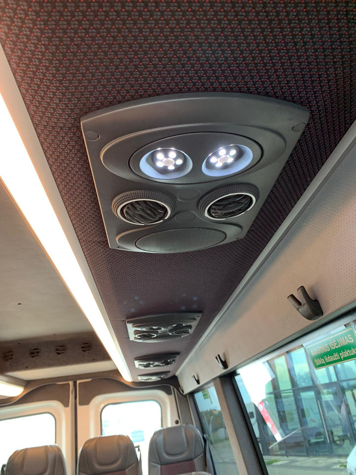 Touringcar Iveco Daily- 21 Miejsc: afbeelding 13