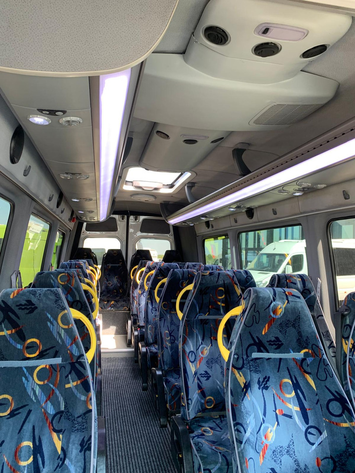 Touringcar Volkswagen Crafter- 24 Miejsca: afbeelding 11