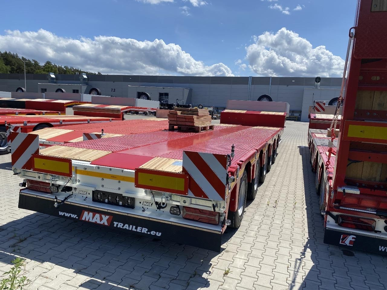 FAYMONVILLE MAXTRAILER MAX100 - Dieplader oplegger: afbeelding 2 FAYMONVILLE MAXTRAILER MAX100 - Dieplader oplegger: afbeelding 2