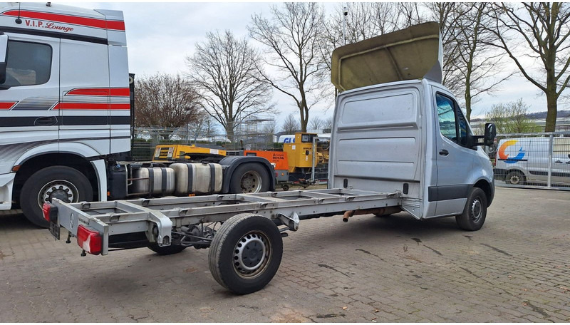 Mercedes-Benz Fahrgestell 316 - Bestelwagen: afbeelding 4 Mercedes-Benz Fahrgestell 316 - Bestelwagen: afbeelding 4