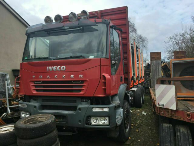 Iveco AD260T450PS 6x4 Blatt Blatt (E:5) - Houttransport, Kraanwagen: afbeelding 3 Iveco AD260T450PS 6x4 Blatt Blatt (E:5) - Houttransport, Kraanwagen: afbeelding 3
