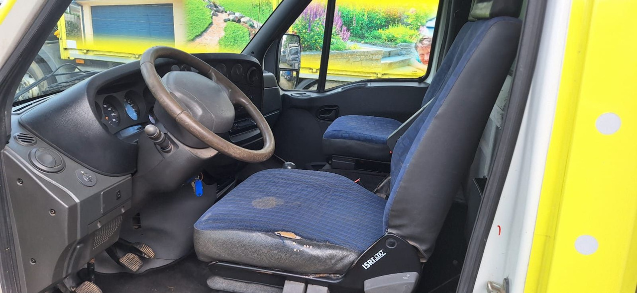 Iveco Daily Koffer - Bestelwagen gesloten laadbak: afbeelding 5 Iveco Daily Koffer - Bestelwagen gesloten laadbak: afbeelding 5