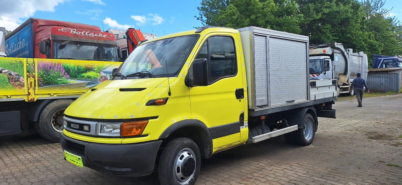 Iveco Daily Koffer - Bestelwagen gesloten laadbak: afbeelding 1 Iveco Daily Koffer - Bestelwagen gesloten laadbak: afbeelding 1