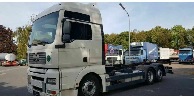 MAN 26.440 TGA BDF 6x2 German Truck - Chassis vrachtwagen: afbeelding 1 MAN 26.440 TGA BDF 6x2 German Truck - Chassis vrachtwagen: afbeelding 1