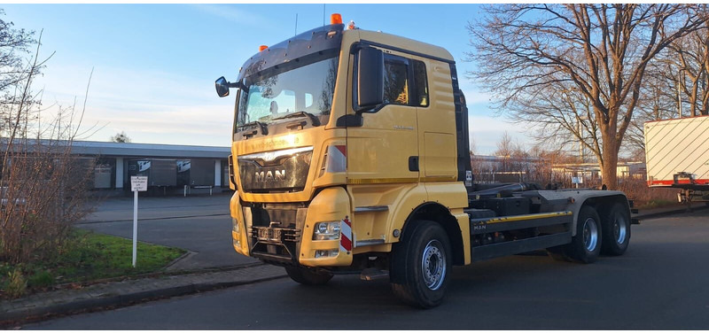 MAN 26.480 TGX - Haakarmsysteem vrachtwagen: afbeelding 2 MAN 26.480 TGX - Haakarmsysteem vrachtwagen: afbeelding 2
