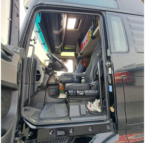 MAN 26.500 - Containertransporter/ Wissellaadbak vrachtwagen: afbeelding 4 MAN 26.500 - Containertransporter/ Wissellaadbak vrachtwagen: afbeelding 4