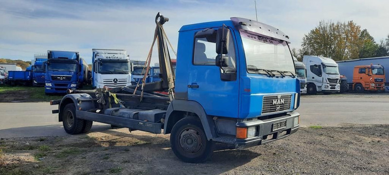 MAN L2000 Abrollkipper - Haakarmsysteem vrachtwagen: afbeelding 4 MAN L2000 Abrollkipper - Haakarmsysteem vrachtwagen: afbeelding 4