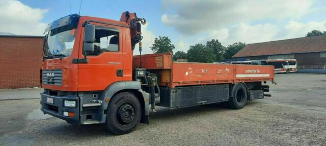 MAN TG-M18.280PS Hiab 111B-2 mit Funk - Vrachtwagen met open laadbak, Kraanwagen: afbeelding 5 MAN TG-M18.280PS Hiab 111B-2 mit Funk - Vrachtwagen met open laadbak, Kraanwagen: afbeelding 5