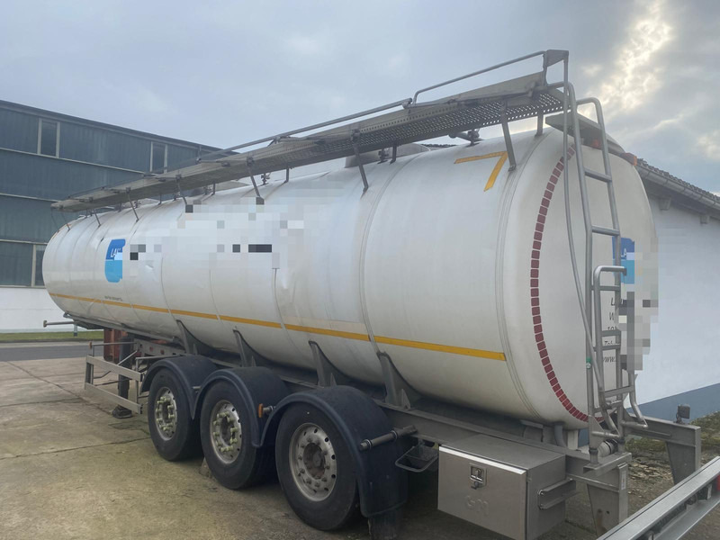 Magyar A1 - Tankoplegger: afbeelding 3 Magyar A1 - Tankoplegger: afbeelding 3