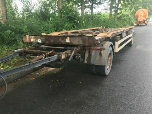 Meiller K18 ZL5 Deutsches Fahrzeug - Containertransporter/ Wissellaadbak aanhangwagen: afbeelding 2 Meiller K18 ZL5 Deutsches Fahrzeug - Containertransporter/ Wissellaadbak aanhangwagen: afbeelding 2
