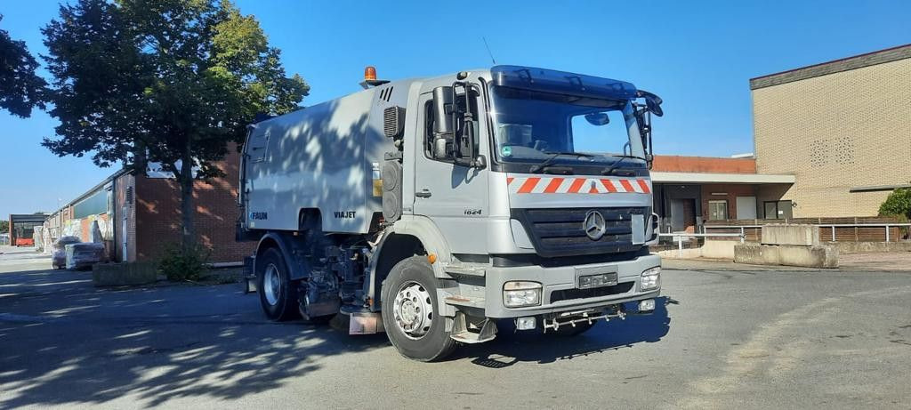 Mercedes-Benz 1824 Axor 1-Hand - Veegwagen: afbeelding 2 Mercedes-Benz 1824 Axor 1-Hand - Veegwagen: afbeelding 2