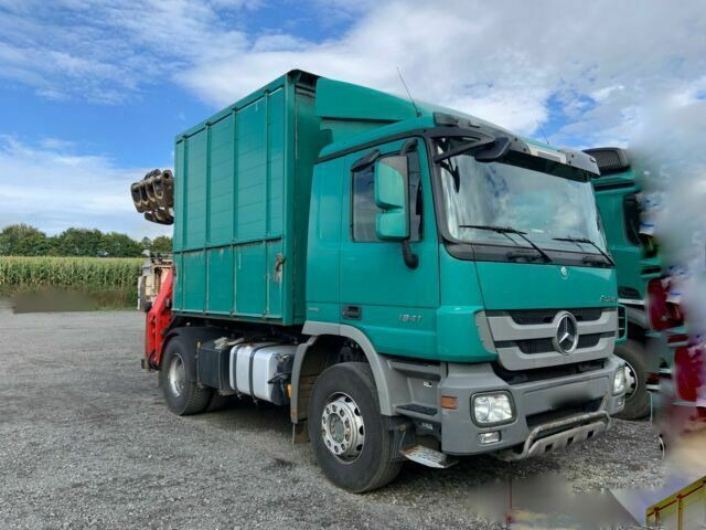 Mercedes-Benz 1844K 4x2 Kipper mit Kran Blattgefedert - Kipper vrachtwagen, Kraanwagen: afbeelding 2 Mercedes-Benz 1844K 4x2 Kipper mit Kran Blattgefedert - Kipper vrachtwagen, Kraanwagen: afbeelding 2