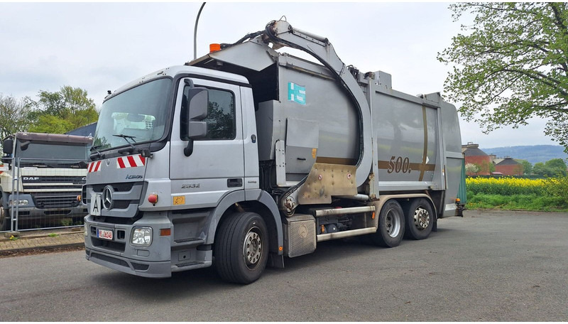 Mercedes-Benz 2532 Actros Überkopflader - Vuilniswagen: afbeelding 1 Mercedes-Benz 2532 Actros Überkopflader - Vuilniswagen: afbeelding 1