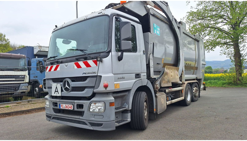 Mercedes-Benz 2532 Actros Überkopflader - Vuilniswagen: afbeelding 2 Mercedes-Benz 2532 Actros Überkopflader - Vuilniswagen: afbeelding 2