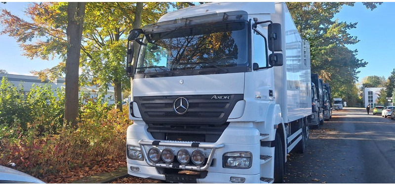 Mercedes-Benz 2540 Koffer mit LBW - Bakwagen: afbeelding 1 Mercedes-Benz 2540 Koffer mit LBW - Bakwagen: afbeelding 1