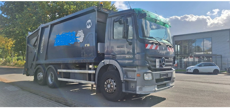 Mercedes-Benz 2632 Müllwgen 6x2 M.Haus Blatt/Luft - Vuilniswagen: afbeelding 2 Mercedes-Benz 2632 Müllwgen 6x2 M.Haus Blatt/Luft - Vuilniswagen: afbeelding 2
