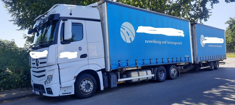 Mercedes-Benz 2642 Jumbozug Mit Hänger - Schuifzeilen vrachtwagen: afbeelding 1 Mercedes-Benz 2642 Jumbozug Mit Hänger - Schuifzeilen vrachtwagen: afbeelding 1