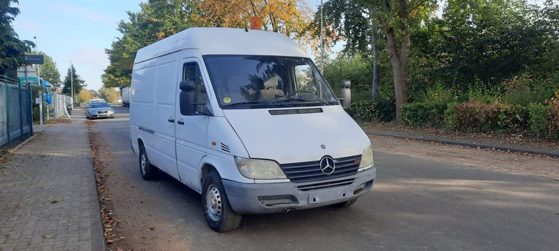 Mercedes-Benz 300-serie 311 Lang Hoch German Truck - Gesloten bestelwagen: afbeelding 1 Mercedes-Benz 300-serie 311 Lang Hoch German Truck - Gesloten bestelwagen: afbeelding 1