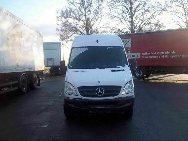 Mercedes-Benz 300-serie 311 Maxi Lang Hoch German Truck - Gesloten bestelwagen: afbeelding 1 Mercedes-Benz 300-serie 311 Maxi Lang Hoch German Truck - Gesloten bestelwagen: afbeelding 1