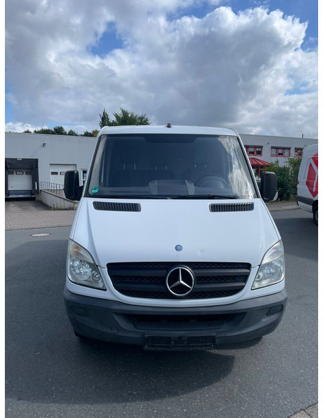 Mercedes-Benz Sprinter 315 - Gesloten bestelwagen: afbeelding 3 Mercedes-Benz Sprinter 315 - Gesloten bestelwagen: afbeelding 3