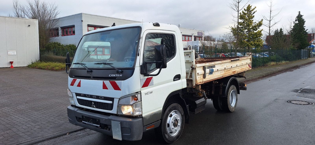 Mitsubishi Canter Kipper 2 Achser - Kipper bestelwagen: afbeelding 1 Mitsubishi Canter Kipper 2 Achser - Kipper bestelwagen: afbeelding 1