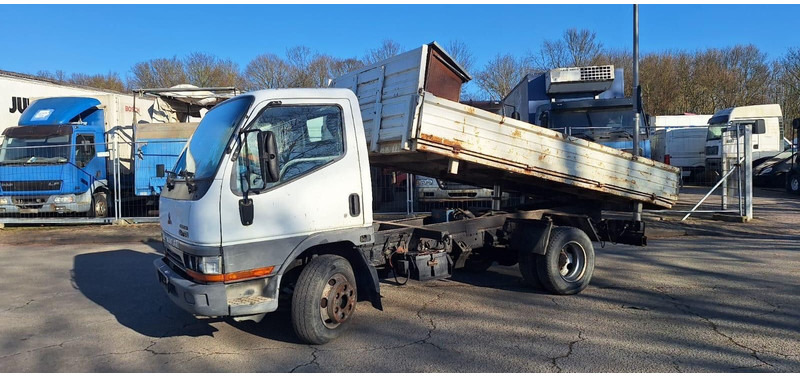 Mitsubishi Canter Kipper - Kipper vrachtwagen: afbeelding 3 Mitsubishi Canter Kipper - Kipper vrachtwagen: afbeelding 3