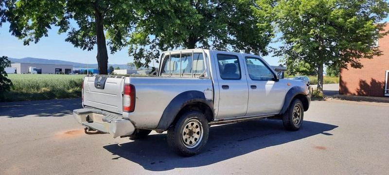 Nissan Pickup Doka - Personenwagen: afbeelding 3 Nissan Pickup Doka - Personenwagen: afbeelding 3