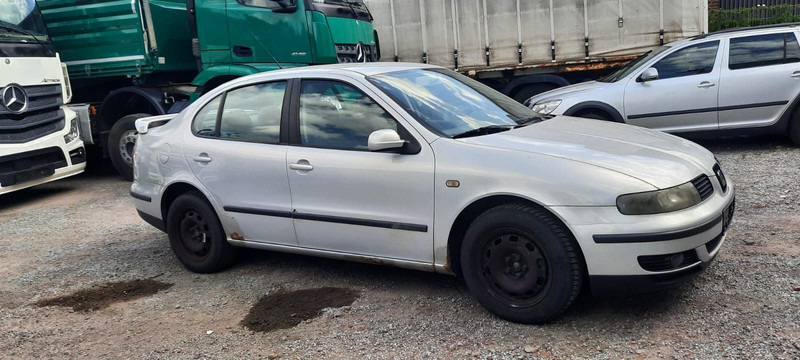 SEAT Toledo Signo 1,8 20V Autom - Sedan: afbeelding 1 SEAT Toledo Signo 1,8 20V Autom - Sedan: afbeelding 1