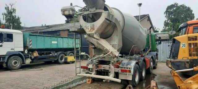 Scania P340PS 4-Achser 8x4 Betonmischer Euro:4 - Betonmixer: afbeelding 4 Scania P340PS 4-Achser 8x4 Betonmischer Euro:4 - Betonmixer: afbeelding 4