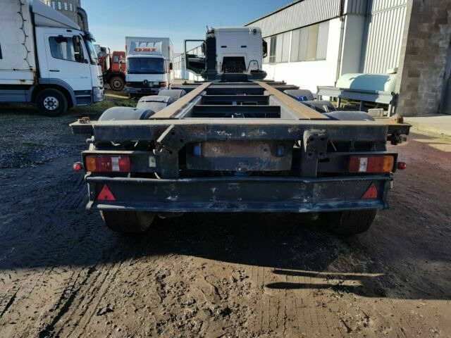 Schmitz Cargobull Containerchassi 3-Achser Luftgefedert ABS - Containertransporter/ Wissellaadbak oplegger: afbeelding 3 Schmitz Cargobull Containerchassi 3-Achser Luftgefedert ABS - Containertransporter/ Wissellaadbak oplegger: afbeelding 3