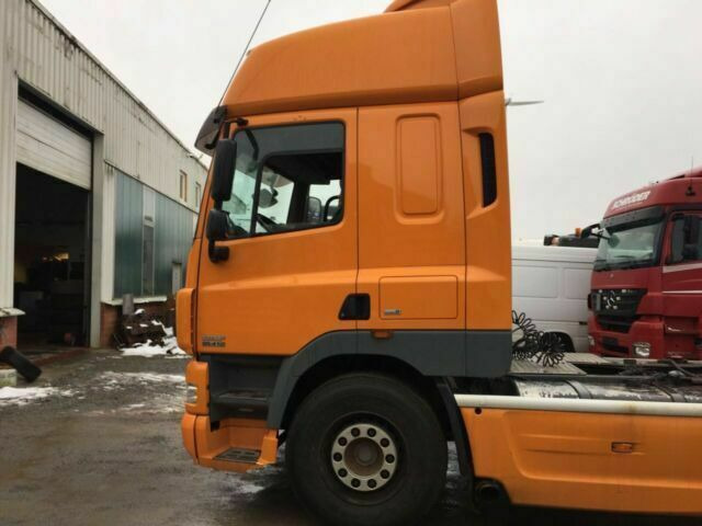 DAF CF85-410 G.Haus 2xBett ZF/Schalter 2-Kreishydr - Trekker: afbeelding 2 DAF CF85-410 G.Haus 2xBett ZF/Schalter 2-Kreishydr - Trekker: afbeelding 2