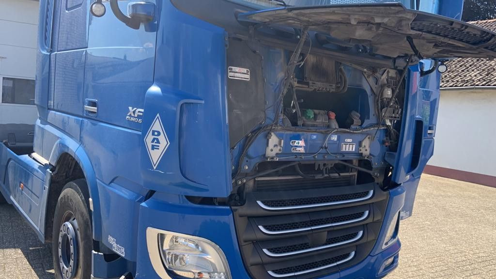 DAF XF 106.440PS SC SZM Top zustand 1-Hand - Trekker: afbeelding 4 DAF XF 106.440PS SC SZM Top zustand 1-Hand - Trekker: afbeelding 4